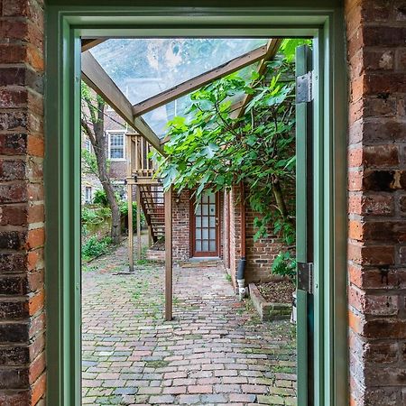 Private Loft Carriage House Walk Score 95 Александрия Екстериор снимка