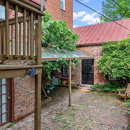 Private Loft Carriage House Walk Score 95 Александрия Екстериор снимка