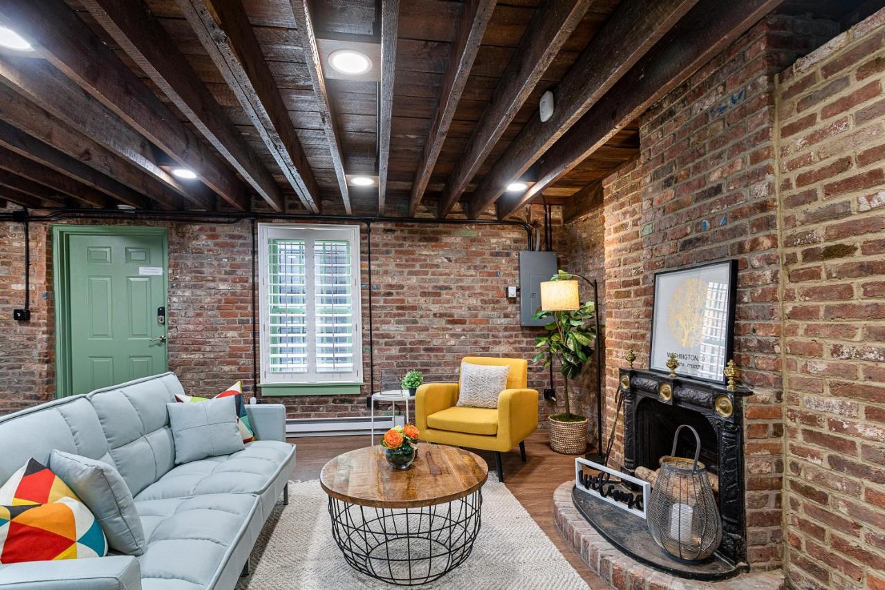 Private Loft Carriage House Walk Score 95 Александрия Екстериор снимка
